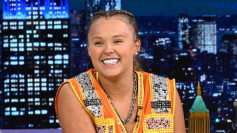 jojo siwa age now|JoJo Siwa Got Punched in the Eye on Her 21st Birthday.